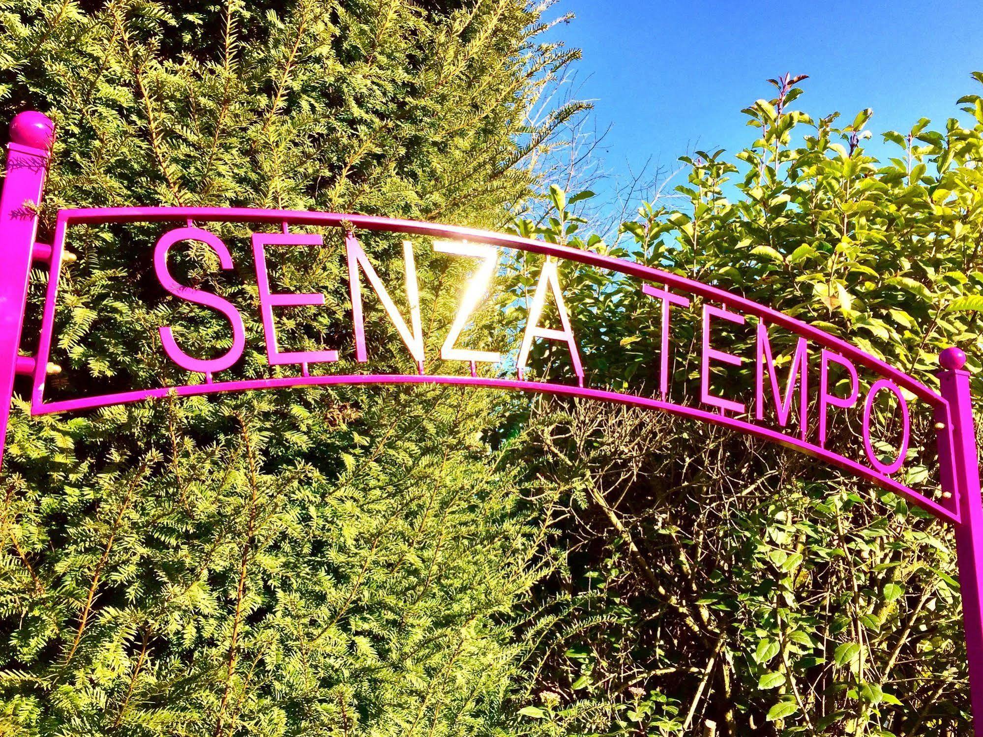 Senza Tempo Room & Breakfast Grazzano Visconti Exteriör bild